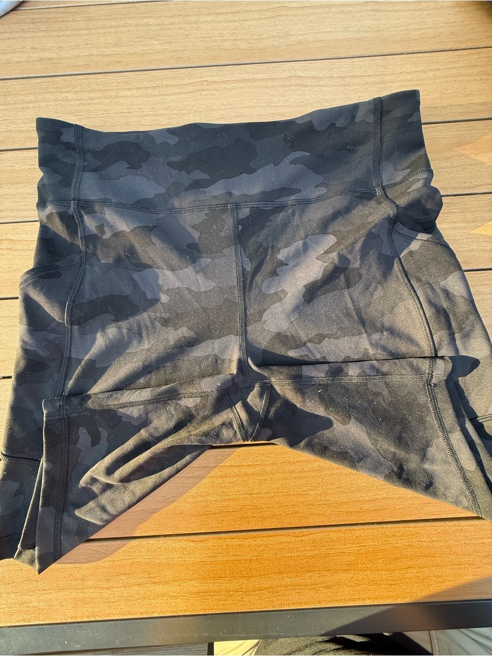 lululemon Align High-Rise shorts Heritage 365 Camo Deep Coal, side pockets sz 12 - Picture 3 of 12